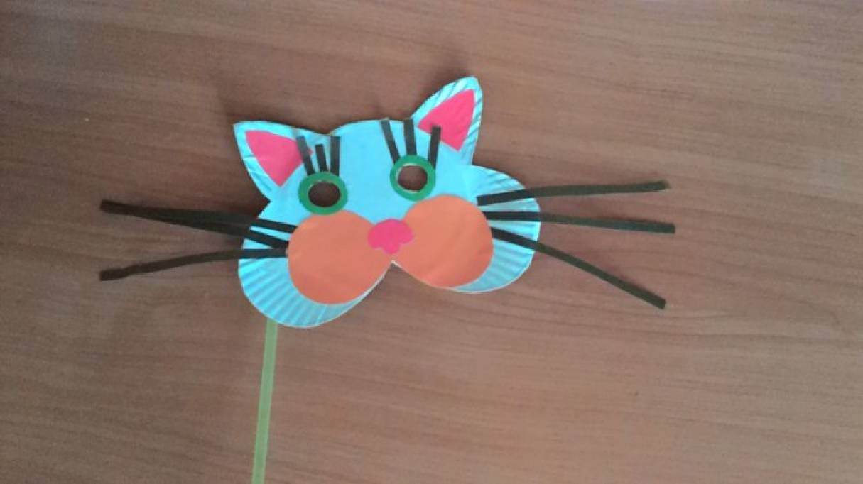 Майстер-клас «Маска кішки»   МАСКА КОТА Сьогодні я розповім і покажу як можна зробити маску кішки