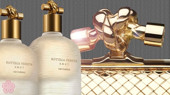Bottega Veneta Knot Eau Florale   відносить до авангардним класичним квіткових композицій, неймовірно ніжним і жіночним