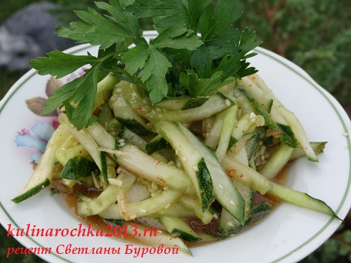 Як приготувати смачні гострі   огірки по-корейськи   - Ви знайдете в покроковому рецепті з фото
